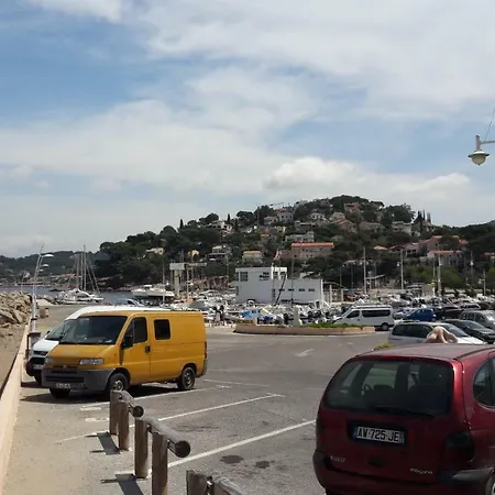 Logement Insolite Roulotte بيت للعطل *